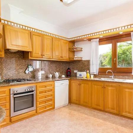 Son Tretze By Biniparrell